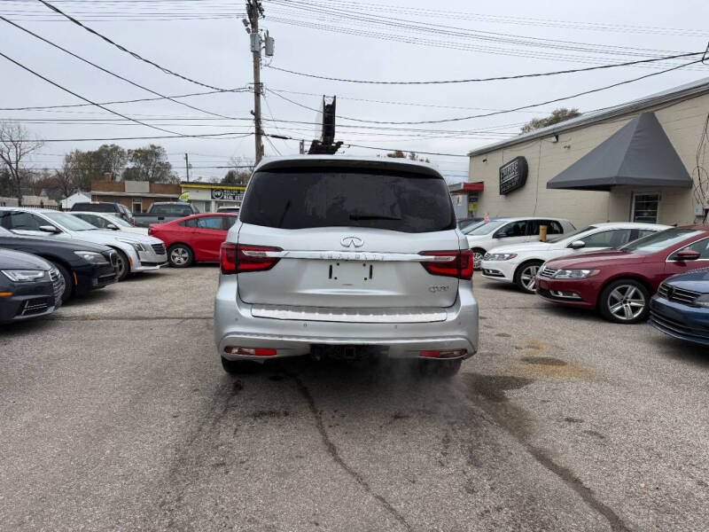 2019 Infiniti QX80 Luxe