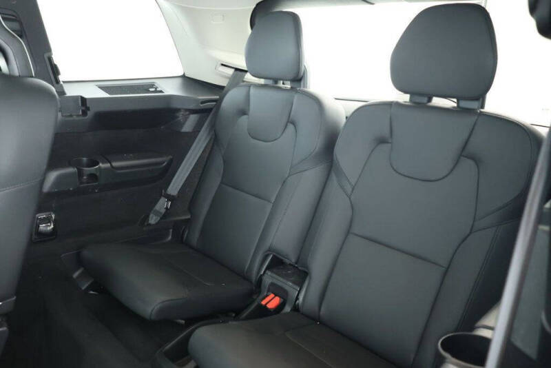 2024 Volvo XC90 Recharge T8 Plus Bright Theme 6P