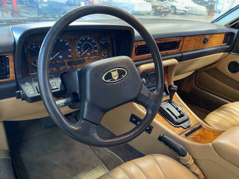 1990 Jaguar XJ-Series XJ6