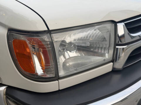 2001 Toyota 4Runner SR5