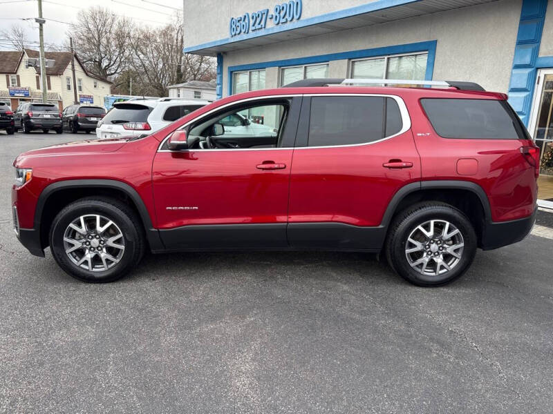 2023 GMC Acadia SLT