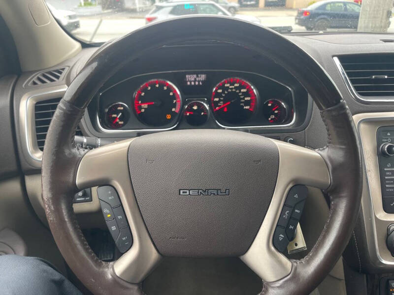 2015 GMC Acadia Denali