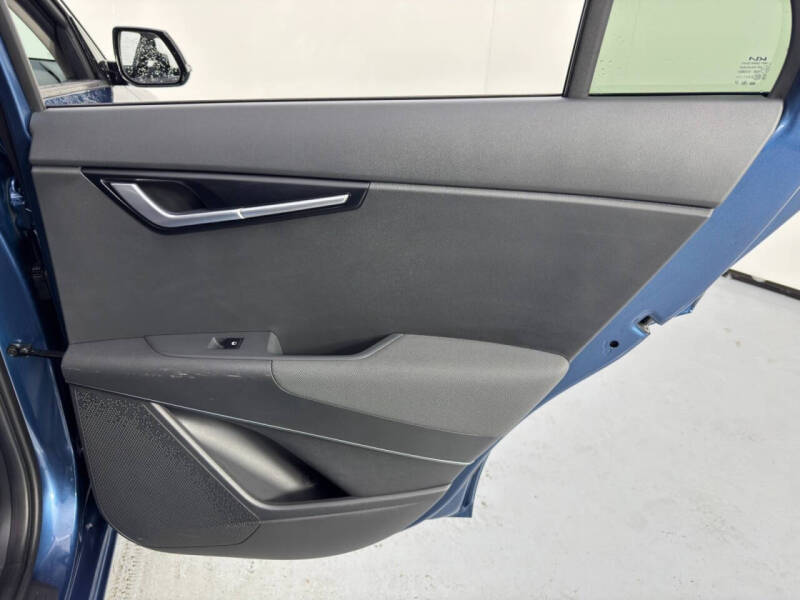 2023 Kia Niro EV Wind