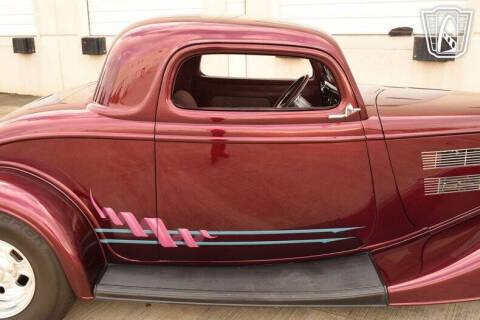 1933 Ford Model 18