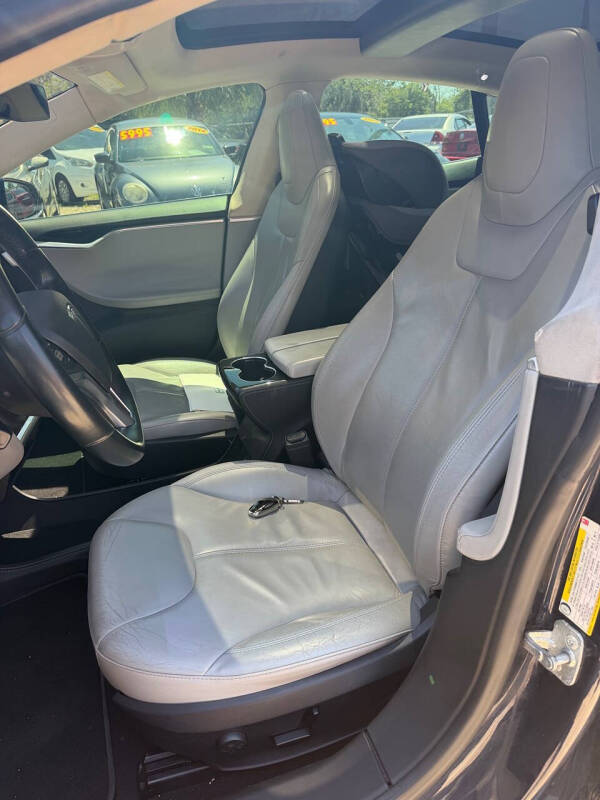2014 Tesla Model S 85