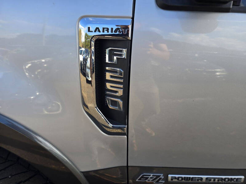 2017 Ford F-250 Super Duty Lariat