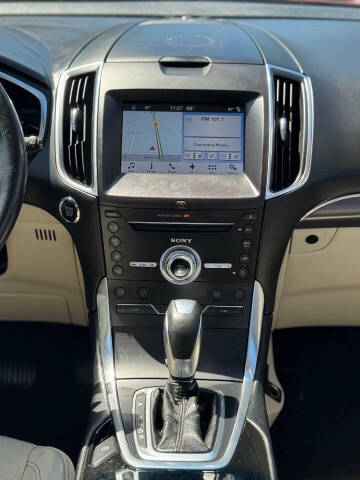 2017 Ford Edge Titanium