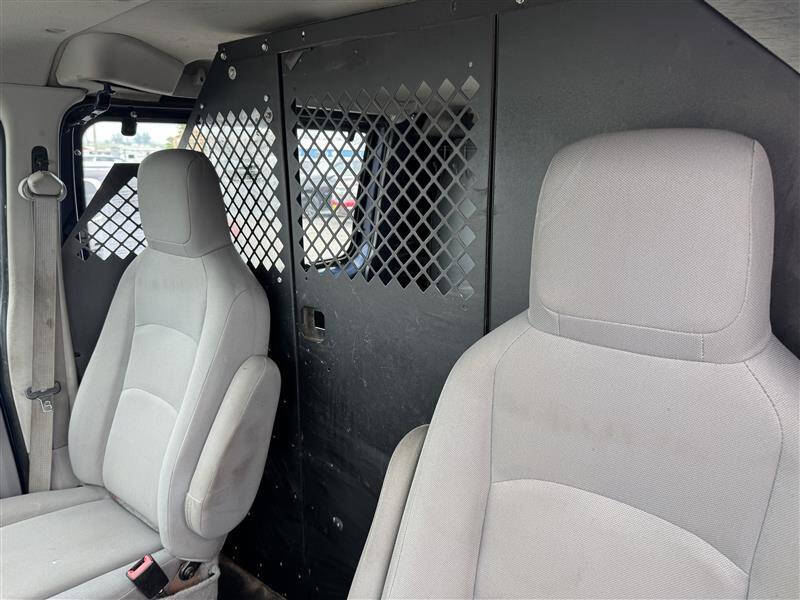 2011 Ford E-Series E-350 SD