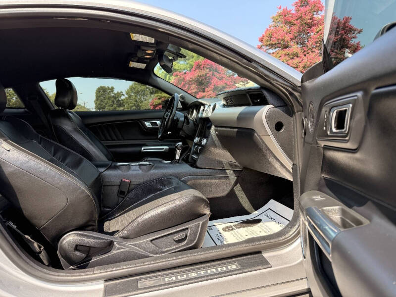 2020 Ford Mustang EcoBoost Premium
