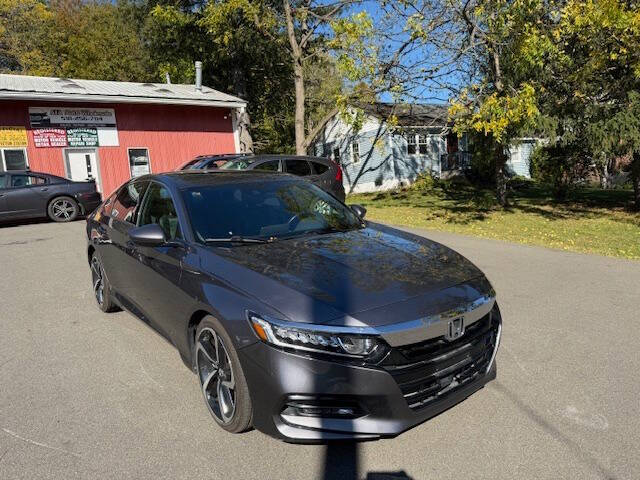 2019 Honda Accord Sport's photo