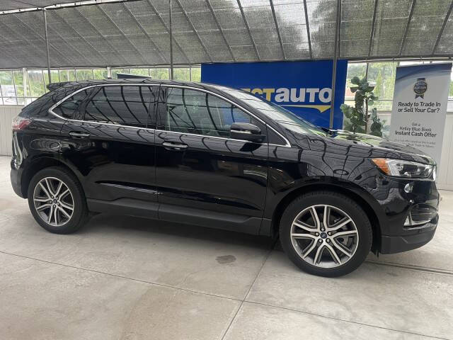 2022 Ford Edge Titanium