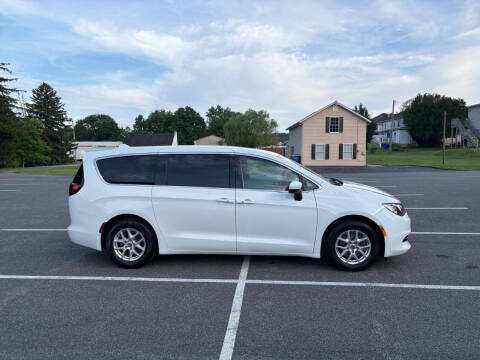 2017 Chrysler Pacifica Touring