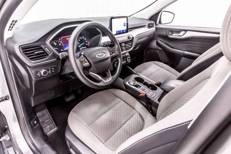 2021 Ford Escape Hybrid SE