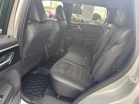 2022 Mitsubishi Outlander SE