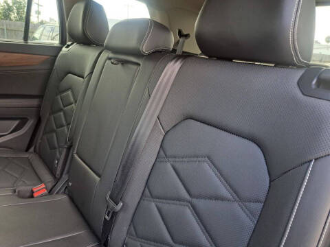 2025 Volkswagen Atlas SE