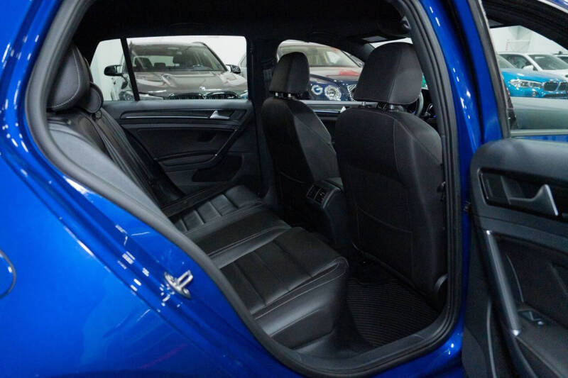 2015 Volkswagen Golf R