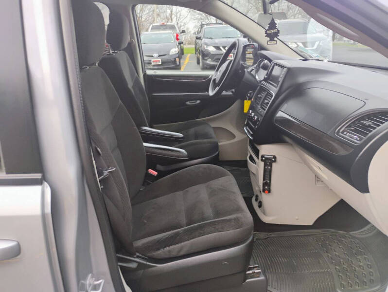2018 Dodge Grand Caravan SE Plus