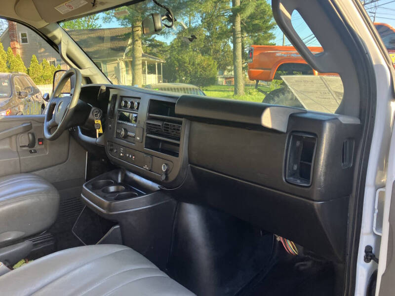 2018 Chevrolet Express 2500