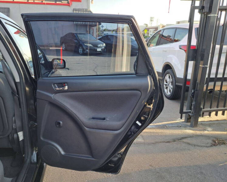 2004 Toyota Matrix XR