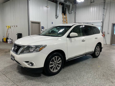 2013 Nissan Pathfinder for sale at Efkamp Auto Sales LLC in Des Moines IA