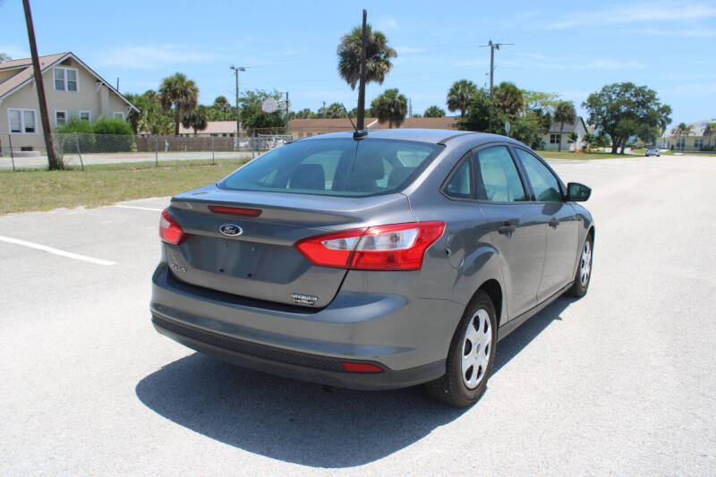 2013 Ford Focus S