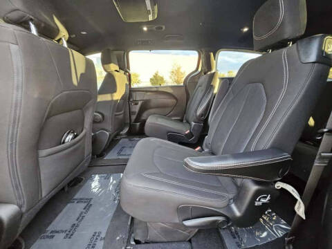 2020 Chrysler Pacifica Touring