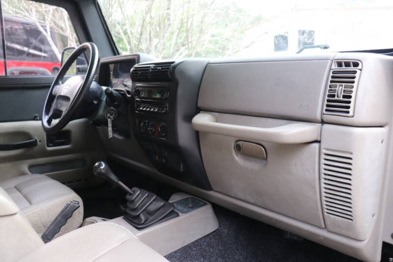 2004 Jeep Wrangler X
