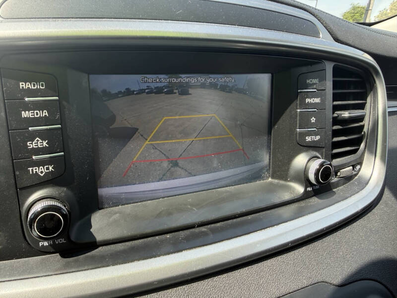 2019 Kia Sorento LX V6