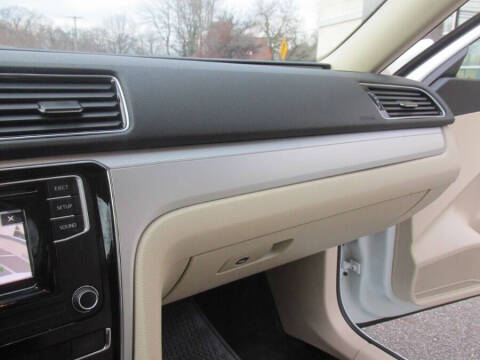 2017 Volkswagen Passat 1.8T S