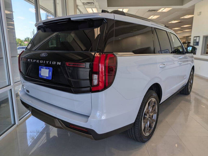 2026 Ford Expedition King Ranch