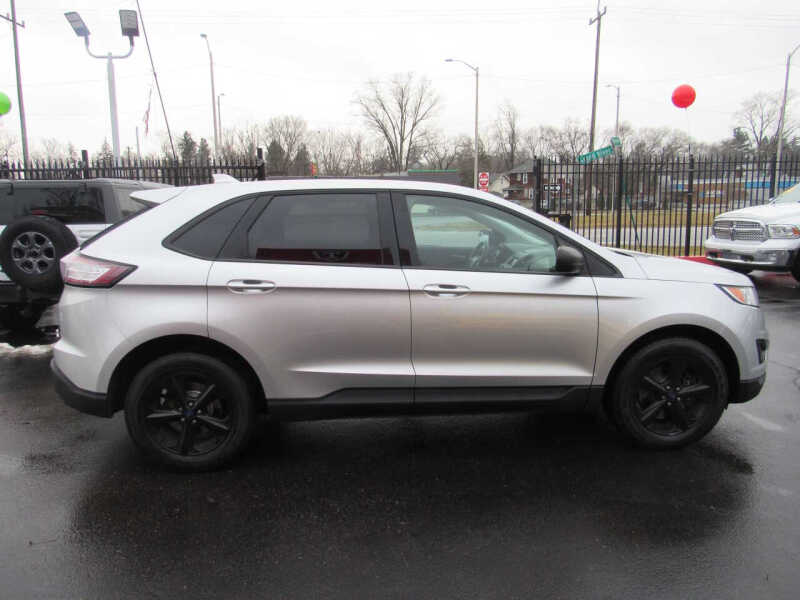 2017 Ford Edge SE
