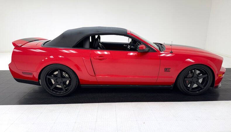 2005 Ford Mustang