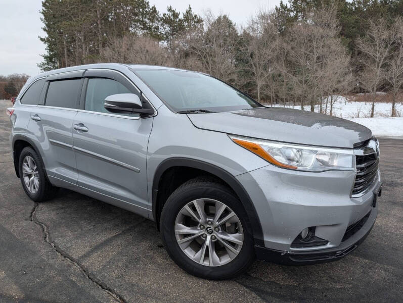 2016 Toyota Highlander LE