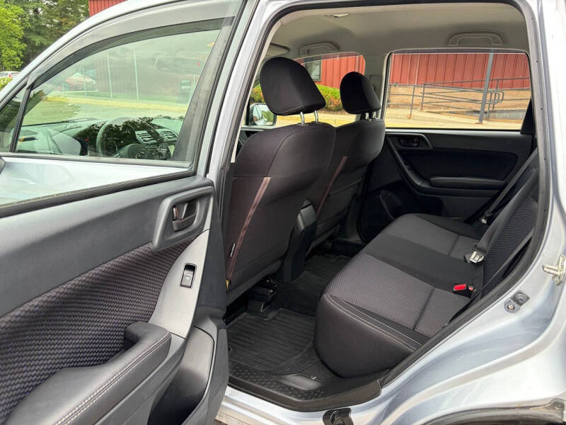 2017 Subaru Forester 2.5i
