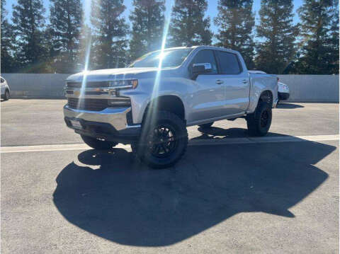 2020 Chevrolet Silverado 1500 for sale at Carros Usados Fresno in Clovis CA