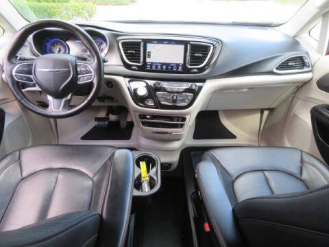 2020 Chrysler Pacifica Touring L Plus