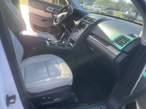 2016 Ford Explorer Platinum