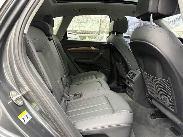 2022 Audi Q5 quattro S line Premium 45 TFSI