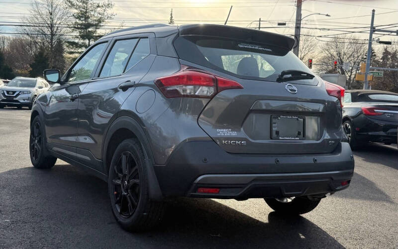 2020 Nissan Kicks SR