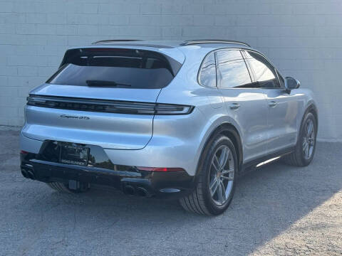 2025 Porsche Cayenne GTS
