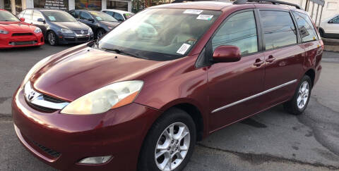 2006 Toyota Sienna for sale at paniagua auto sales 3 in Dalton GA