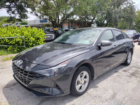 2021 Hyundai Elantra for sale at Auto World US Corp in Plantation FL
