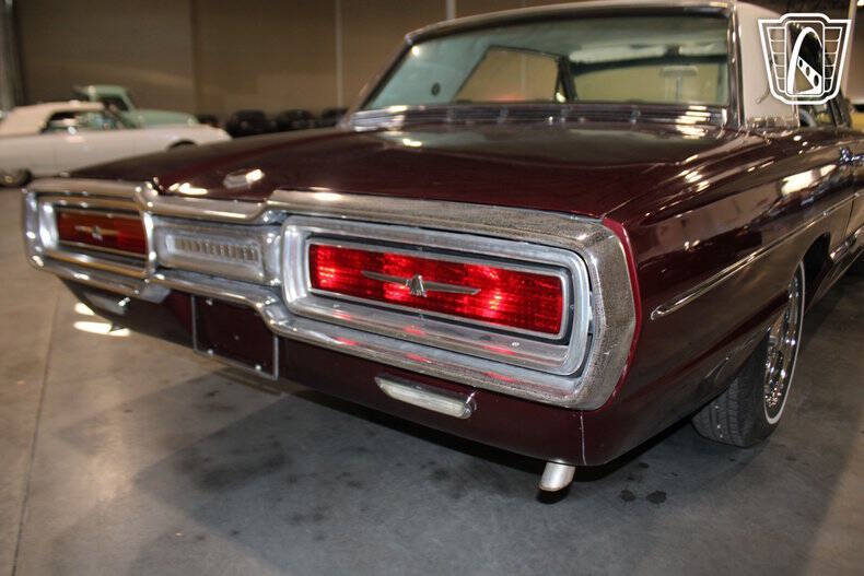 1964 Ford Thunderbird