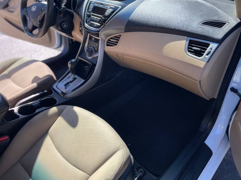 2013 Hyundai Elantra GLS