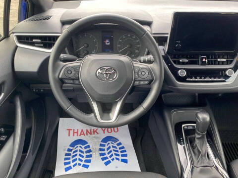 2025 Toyota Corolla Hatchback SE