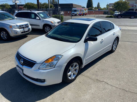 2009 Nissan Altima for sale at Lifetime Motors AUTO in Sacramento CA