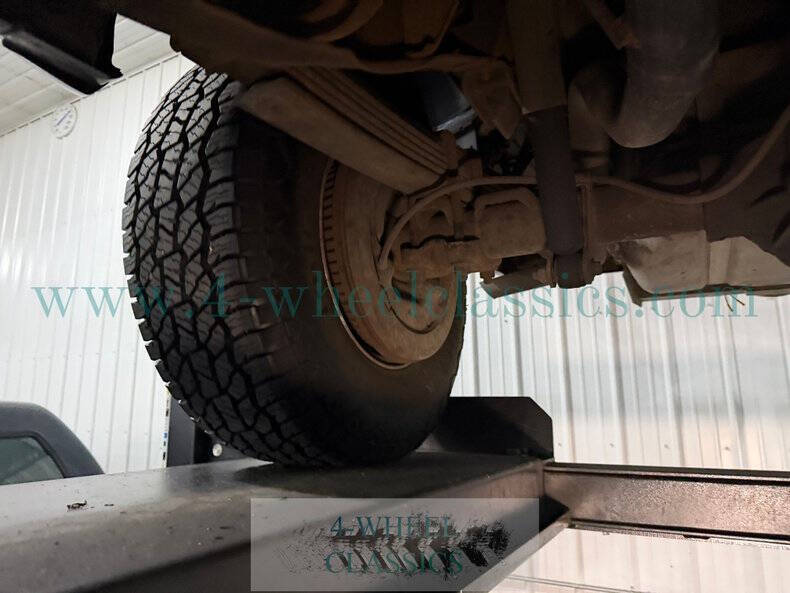 1995 GMC Suburban K2500