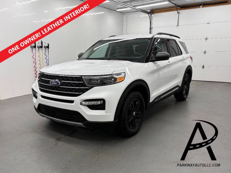 2023 Ford Explorer XLT's photo