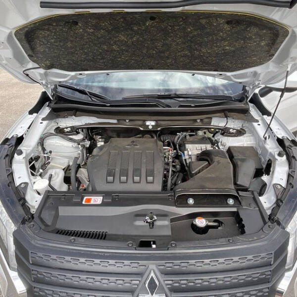 2026 Mitsubishi Eclipse Cross ES