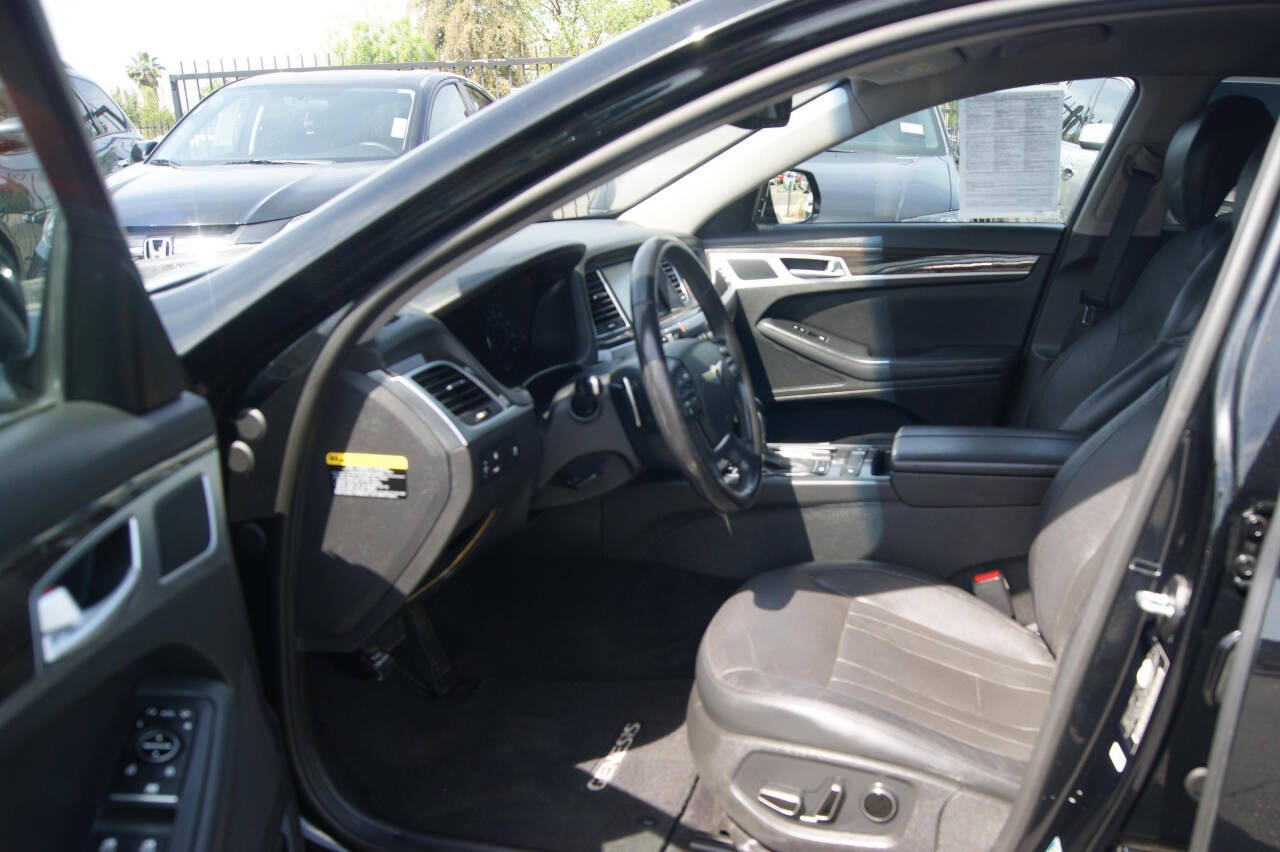 2015 Hyundai Genesis for sale at Auto Plaza in Fresno, CA